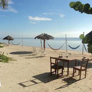 ecological-hotel-maya-luna.quintano-roohotels.com/